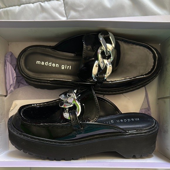 Madden Girl Shoes - Madden Girl Black Chain Loafers  7 runs on the small side